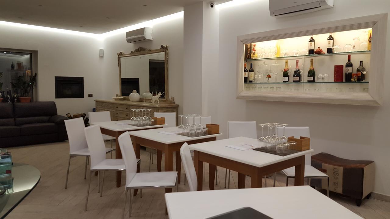 Bed And Breakfast Sun Wine ตารันโต ภายนอก รูปภาพ